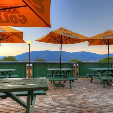 Corryong Hotel Motel Exterior photo