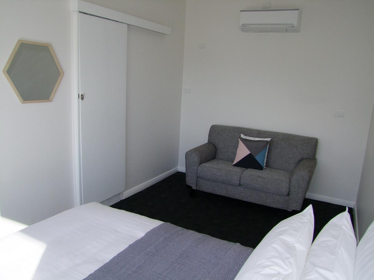 Corryong Hotel Motel Exterior photo