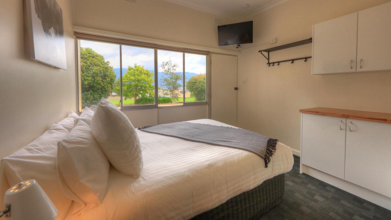 Corryong Hotel Motel Exterior photo