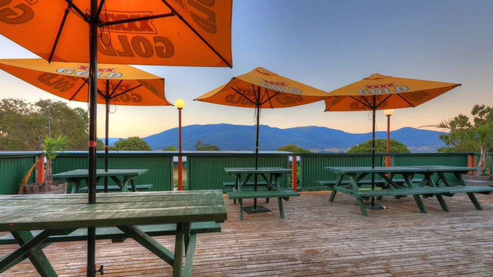 Corryong Hotel Motel Exterior photo