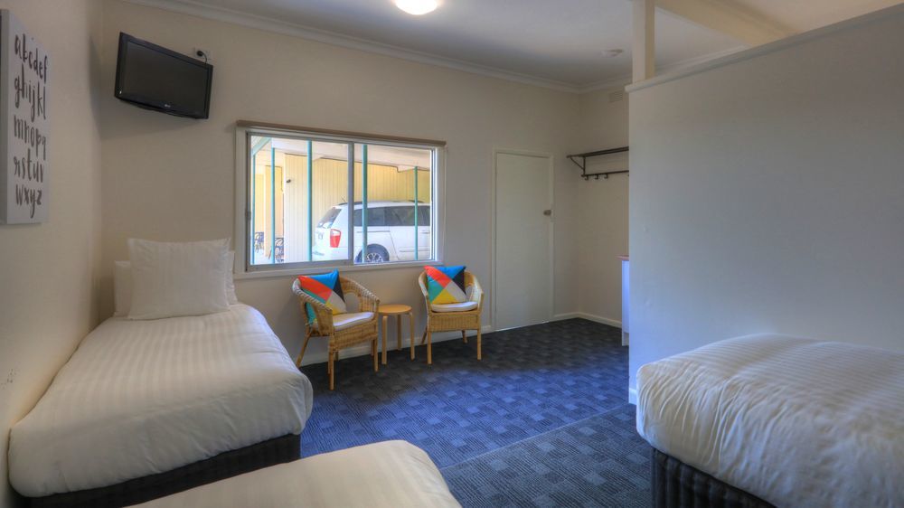 Corryong Hotel Motel Exterior photo